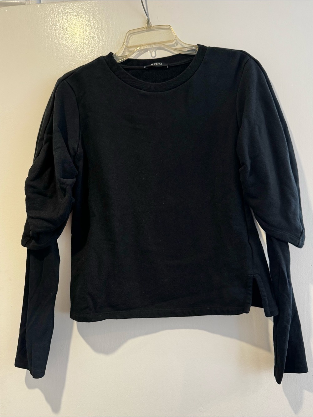 GOEN J Double Layer Puff Sleeve Sweatshirt
Sz S
